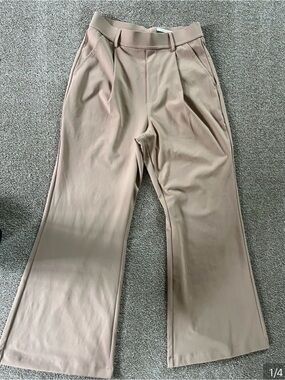 Halara NWT Wide Leg Pant